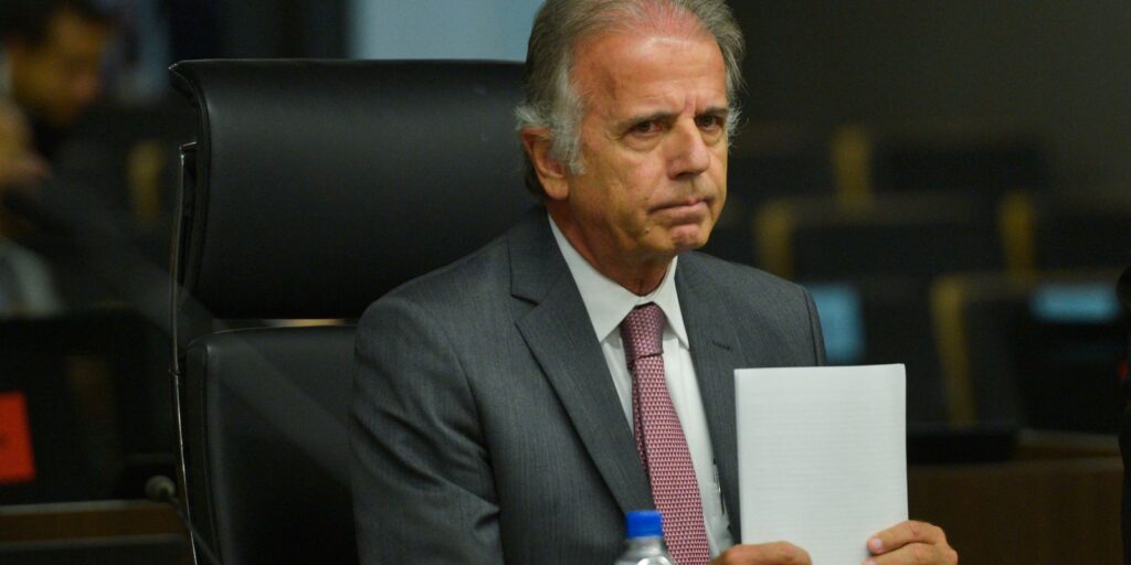 Ministro da Defesa desmente rumores de denúncia