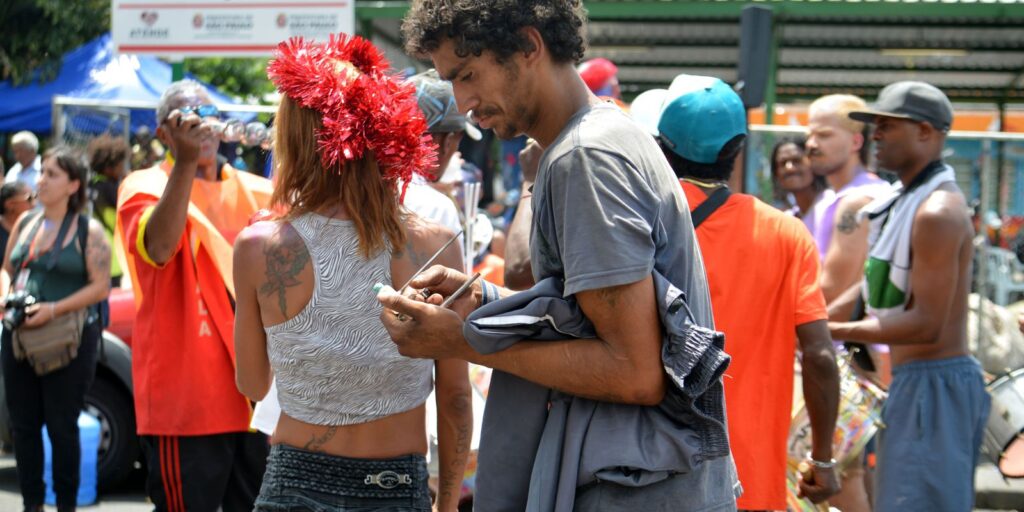 Prefeito de São Paulo anuncia ações para dependentes na Cracolândia