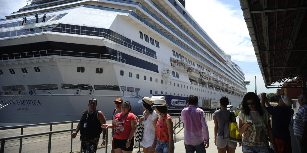 Temporada de cruzeiros movimentano Píer Mauá, no Rio de Janeiro