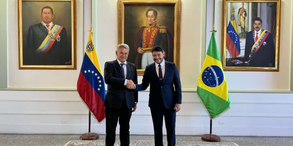 Missão diplomática está na Venezuela para reabrir embaixada