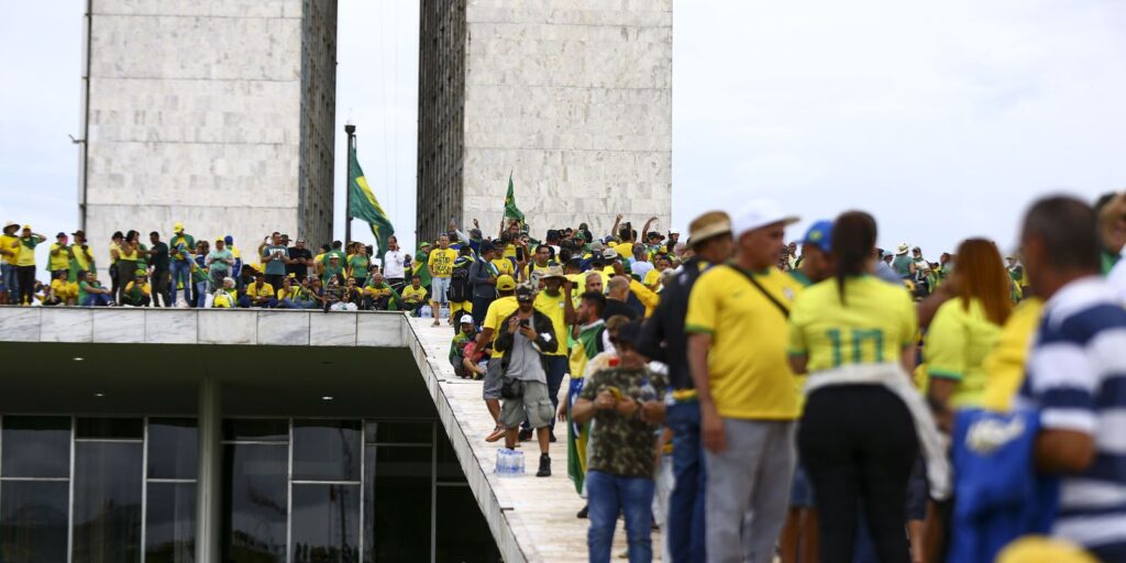 OEA manifesta apoio ao governo brasileiro e repudia ataques golpistas