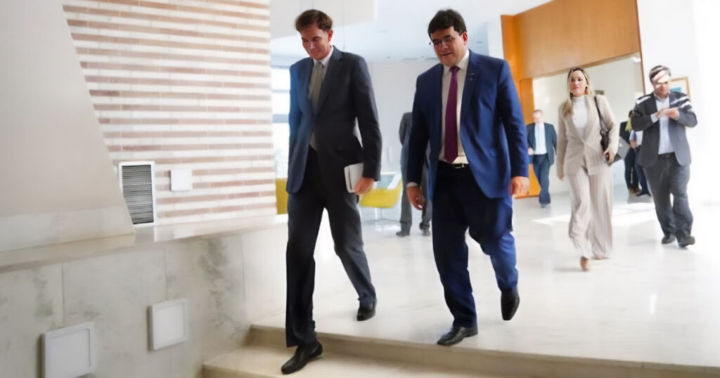 Rafael Fonteles visita embaixada da Alemanha em Brasília. País é líder nas discussões sobre hidrogênio verde.