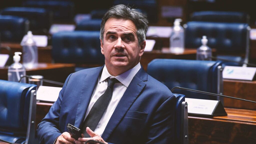 Do quórum de 14 senadores exigidos para a sessão da CCJ que discutiria a reforma tributária, apenas seis estavam presentes, ele entre, o senador Ciro Nogueira.